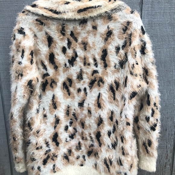Minkpink leopard open cardigan sweater SALE! - Picture 4 of 6
